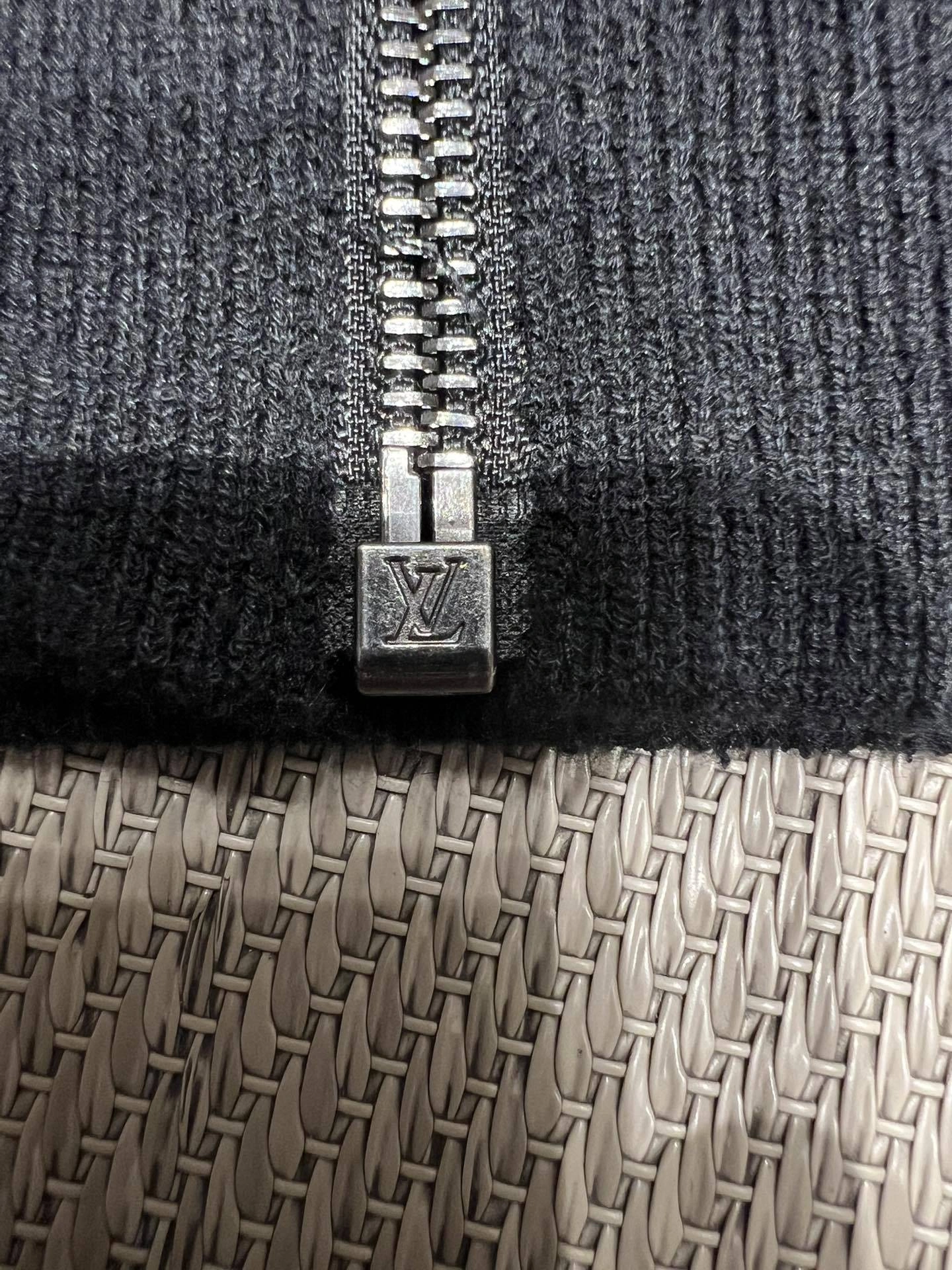 wg.luxury -- 8V Monogram item:E-F140L1928H